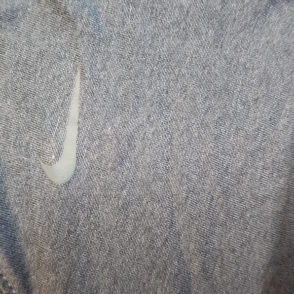 Nike brand athletic TShirt - Picture 7 of 8